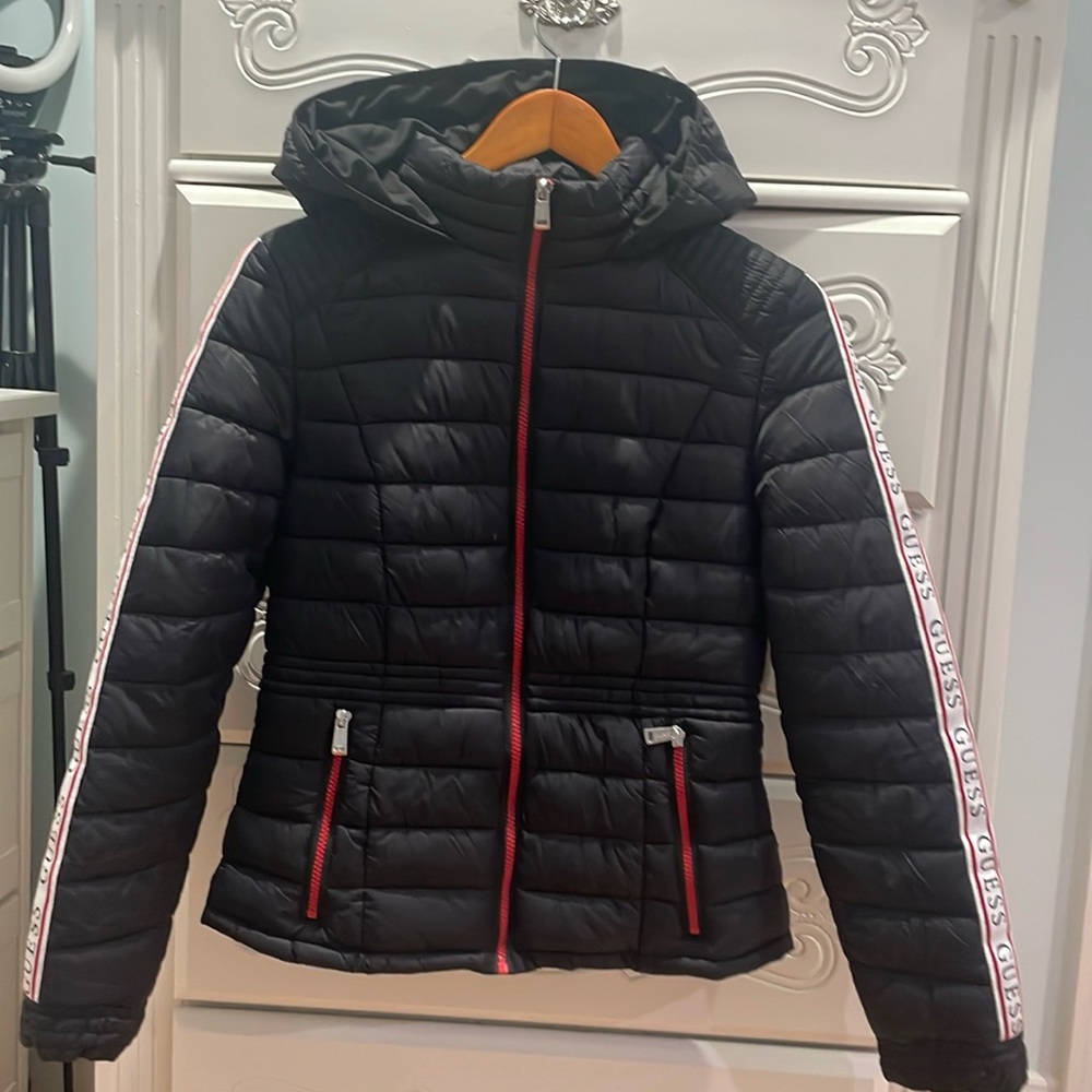Guess women jacket with zipper and hoodie